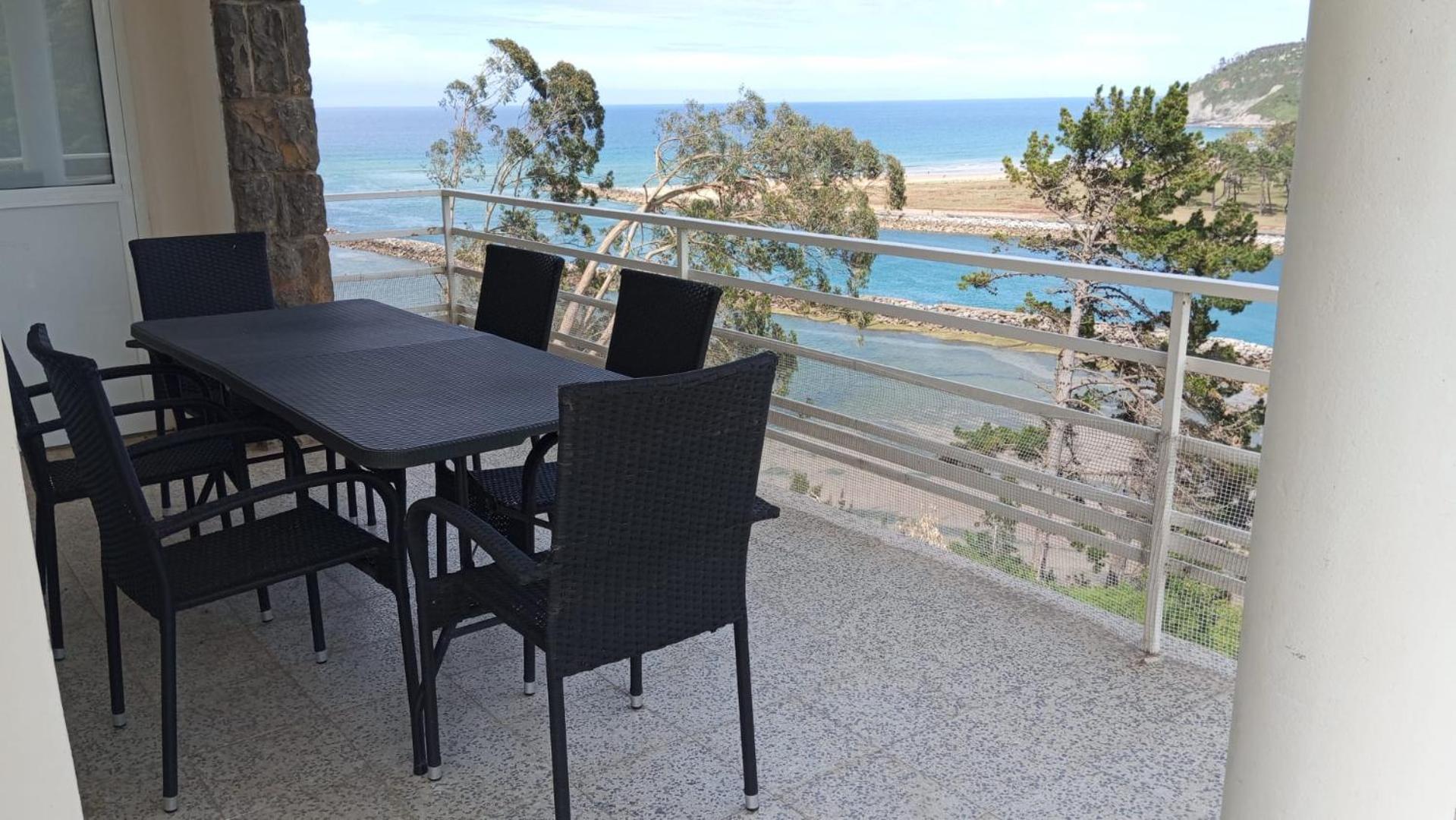 La Villa De Maria I Playa Beach El Puntal Asturias ビリャビシオサ エクステリア 写真