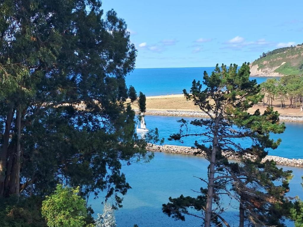 La Villa De Maria I Playa Beach El Puntal Asturias ビリャビシオサ エクステリア 写真