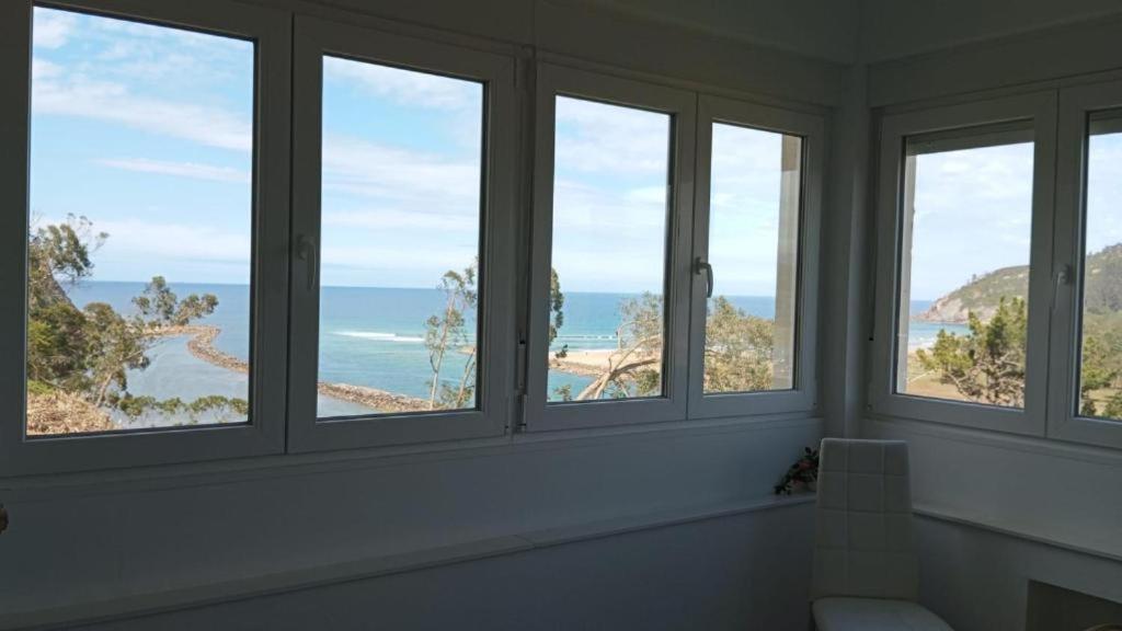 La Villa De Maria I Playa Beach El Puntal Asturias ビリャビシオサ エクステリア 写真